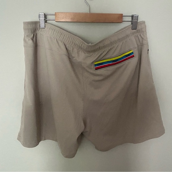 Men's Rhône Retro Session 8" Shorts Tan Size XL - Picture 4 of 5